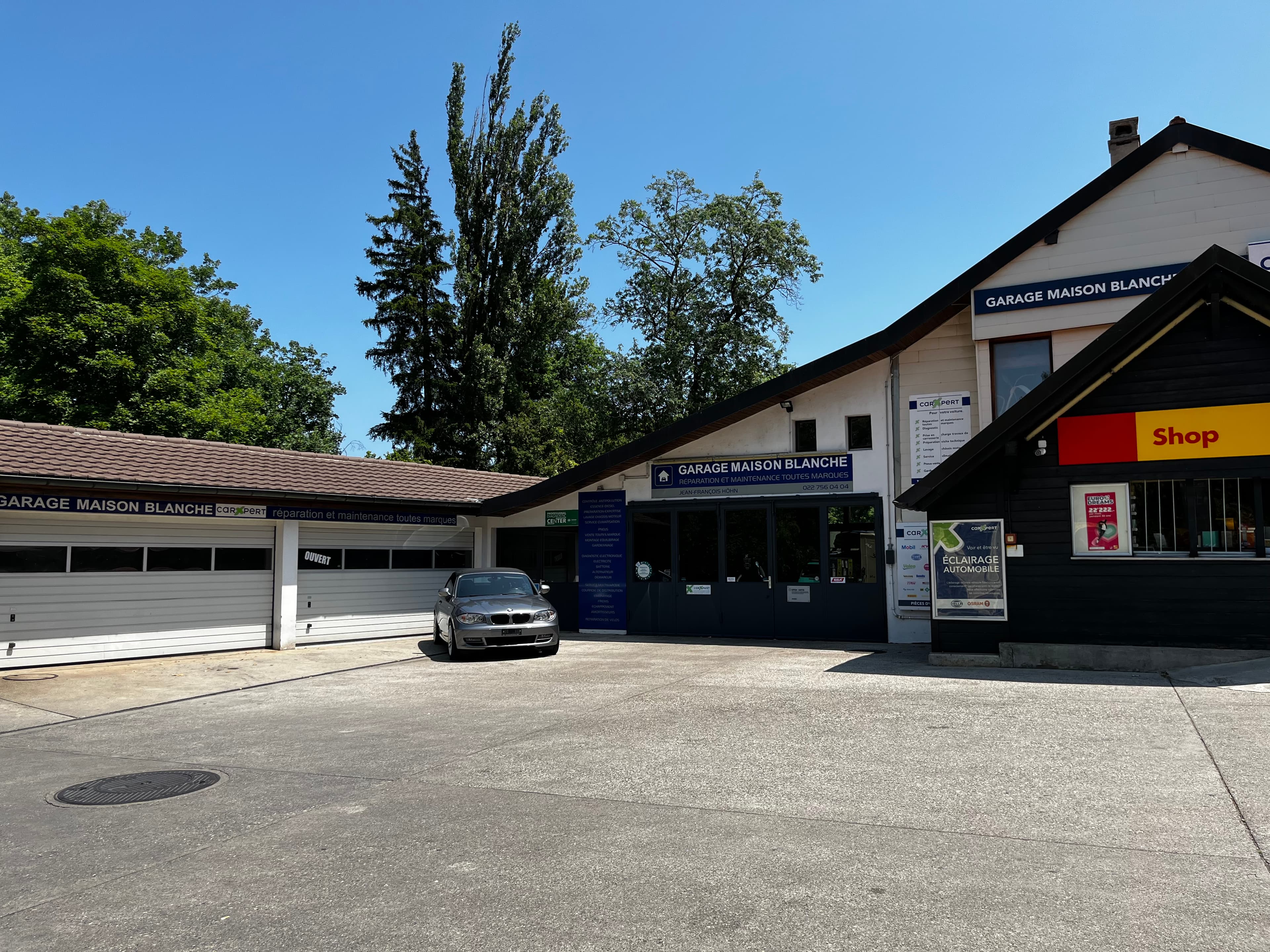 Atelier Garage Maison Blanche